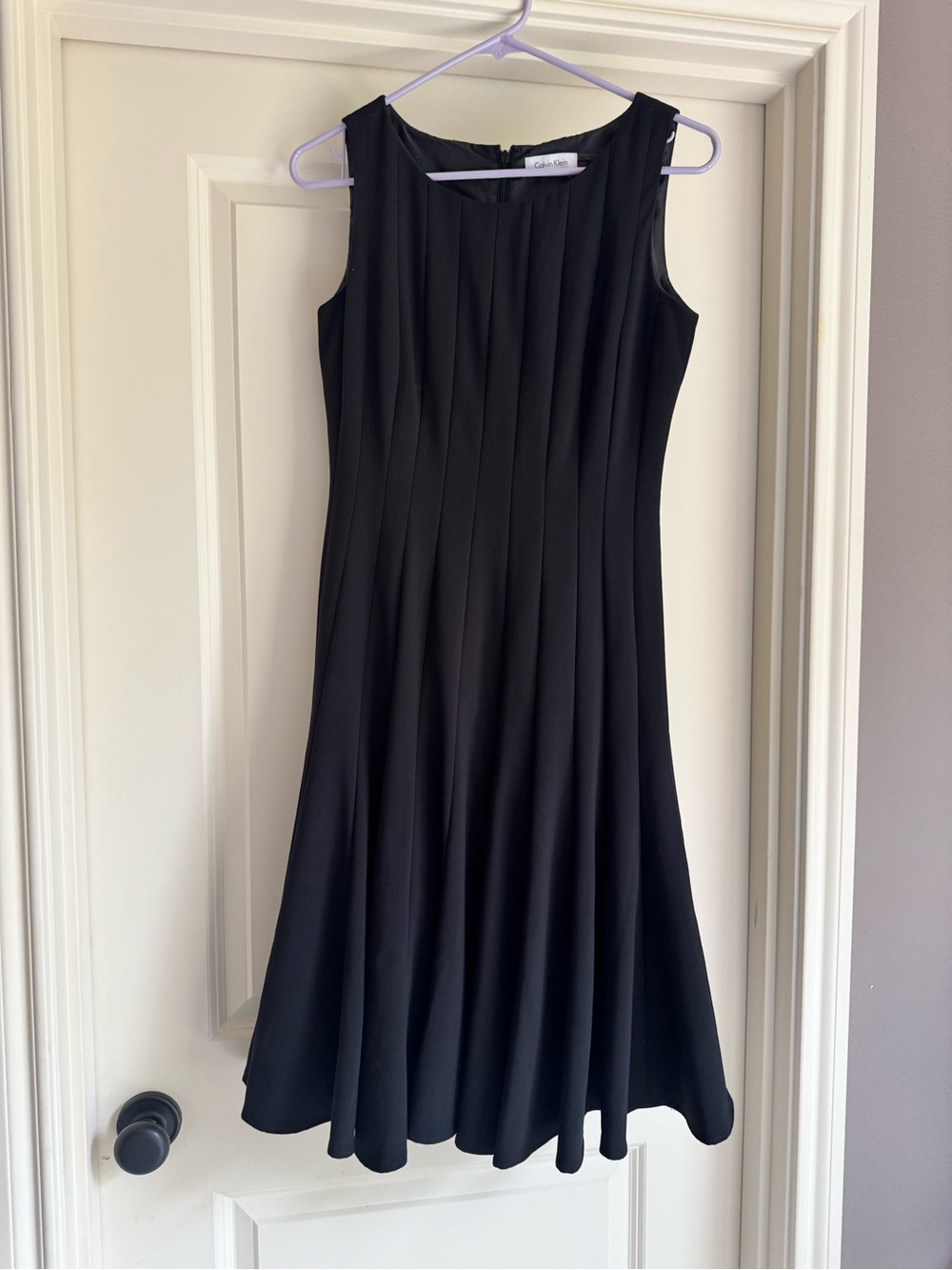Calvin Klein Black Sleeveless Pleated Midi Dress